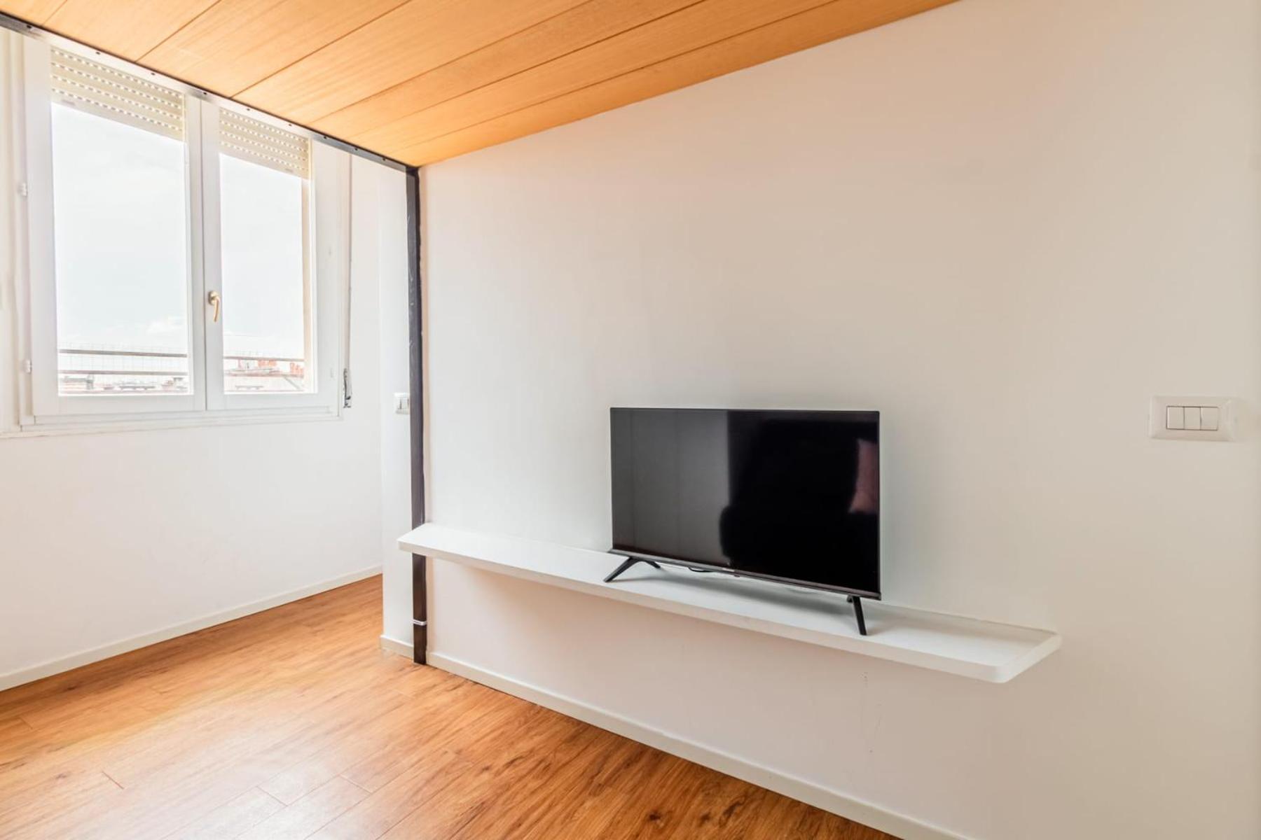 Homeby, Cozy Penthouse Apartment Milan Exterior photo